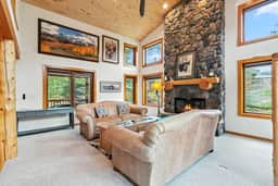 81 Saw Whiskers - Wild Strawberries Lodge