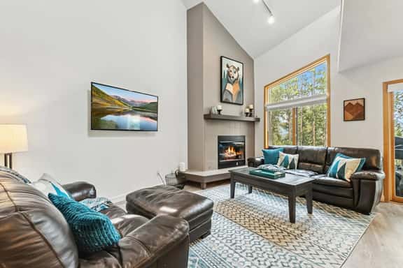King's Crown Chalet - Image 1