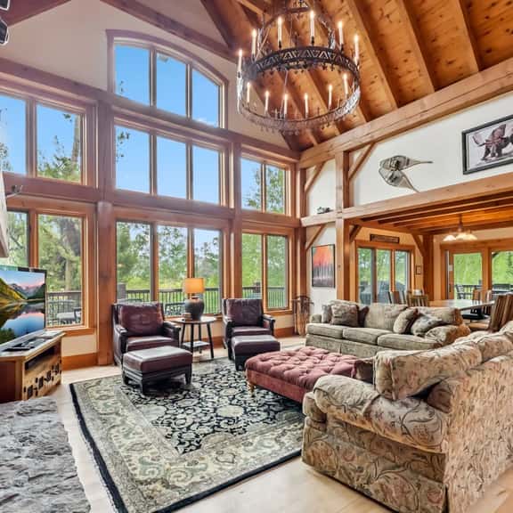 Moose Mountain Lodge - Image 1
