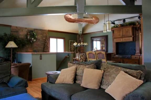 Bear Lodge
