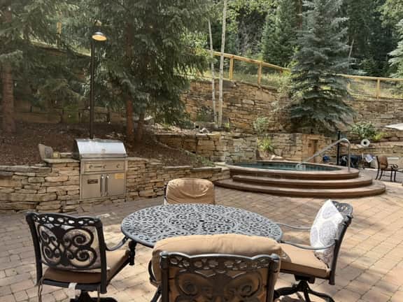 Slope-side Sanctuary - The Timbers at River Run