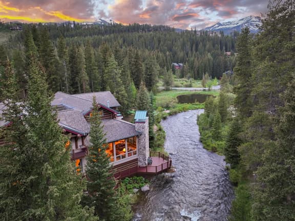 Blue River Beauty