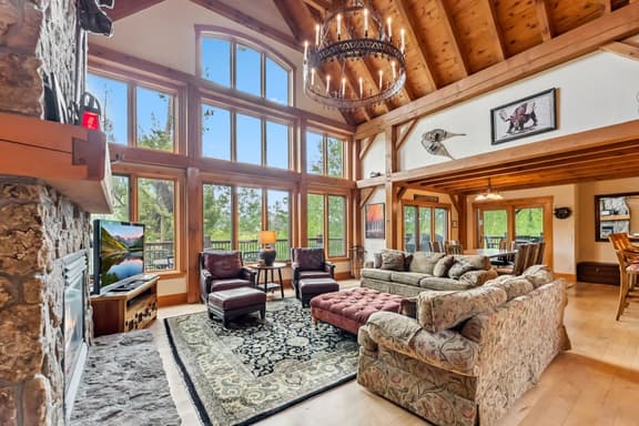 Moose Mountain Lodge